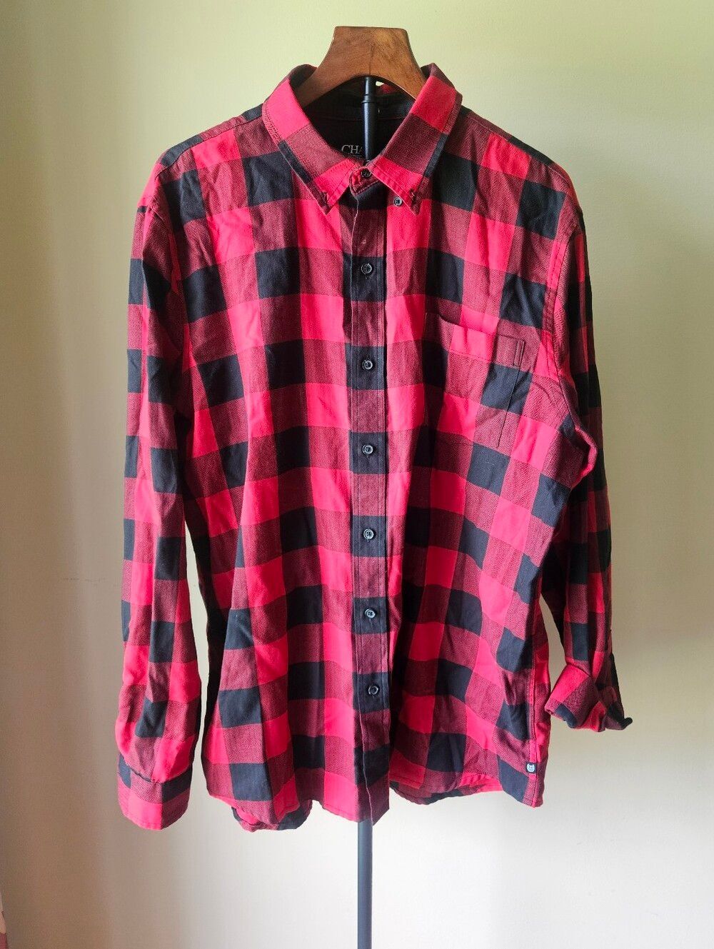 Chaps Men's Red and Black Plaid Button-Down Shirt Size XL